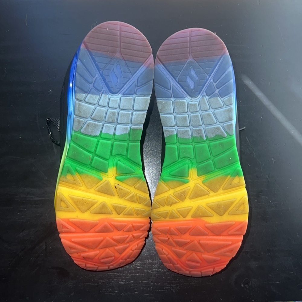 Multicolor Memory Foam Skechers . Size 6.5 - image 8